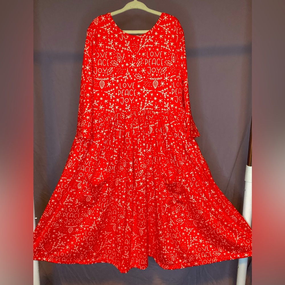 Love, ❤️Peace, ☮️Joy, twirl dress 👗